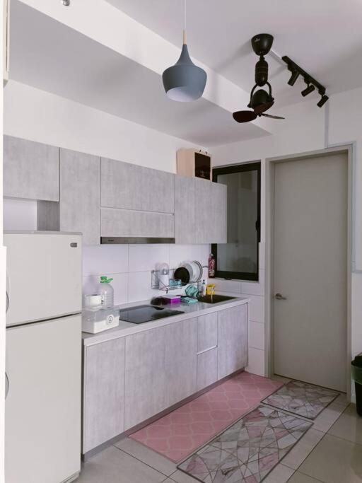 The Clio 2 Residences, Beside Ioi City Mall, Opposite Hospital Serdang, Beside Uniteen And Upm, Putrajaya Exterior foto