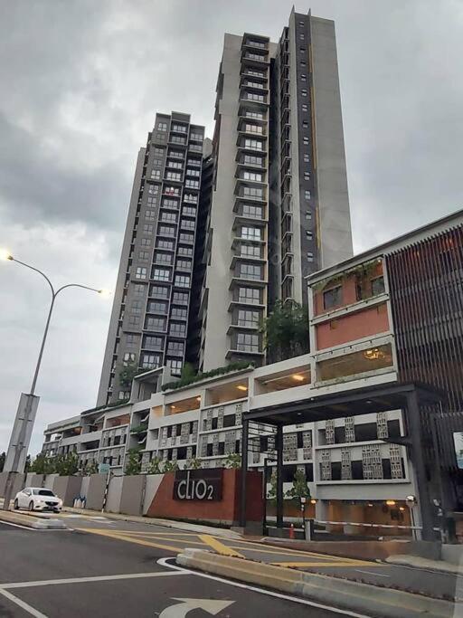 The Clio 2 Residences, Beside Ioi City Mall, Opposite Hospital Serdang, Beside Uniteen And Upm, Putrajaya Exterior foto